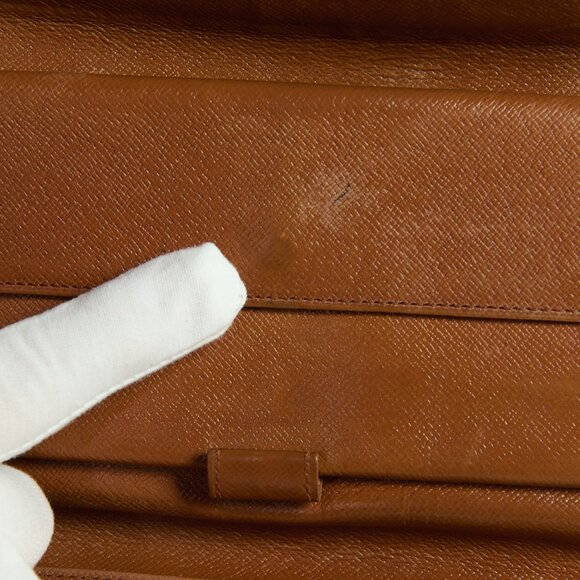 Louis Vuitton Monogram International Wallet - Picture 11 of 11